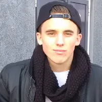 Ryan Thomas 사진