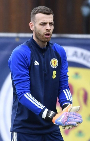 Angus Gunn 사진